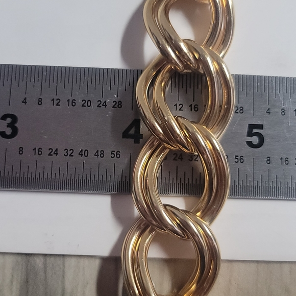 B73 Gold Link Bracelet - Picture 5 of 9